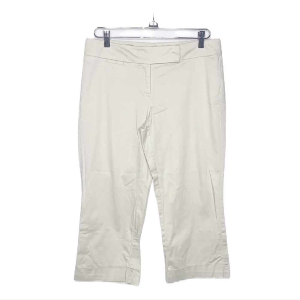 NEW YORK & COMPANY STRETCH Khaki Capri Pants